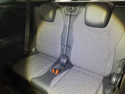 Tayron 1.5 eTSI DSG LIFE 7-SITZER +IQ.LIGHT+AHK+