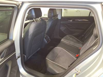 Passat Variant 2.0 TDI DSG ELEGANCE IQ LIGHT+360°+AHK+HUD+PDC+DCP+ACC