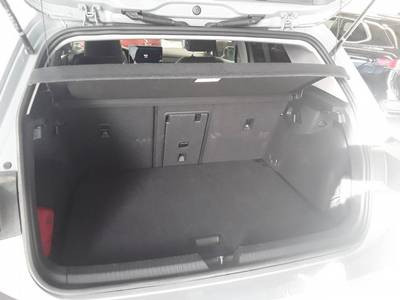 Golf VIII 1.5 TSI ENERGY LED+KAMERA+PANO+DCP+APP