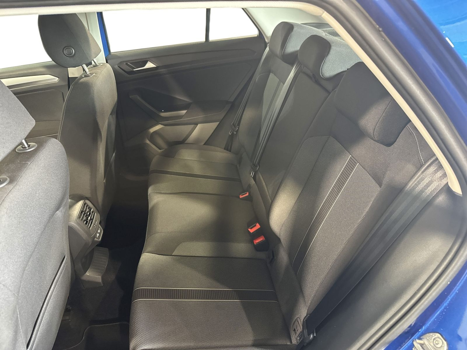 T-Roc 2.0 TDI LIFE +LED+DCP+NAVI+APP+ALU+SHZ+WP+