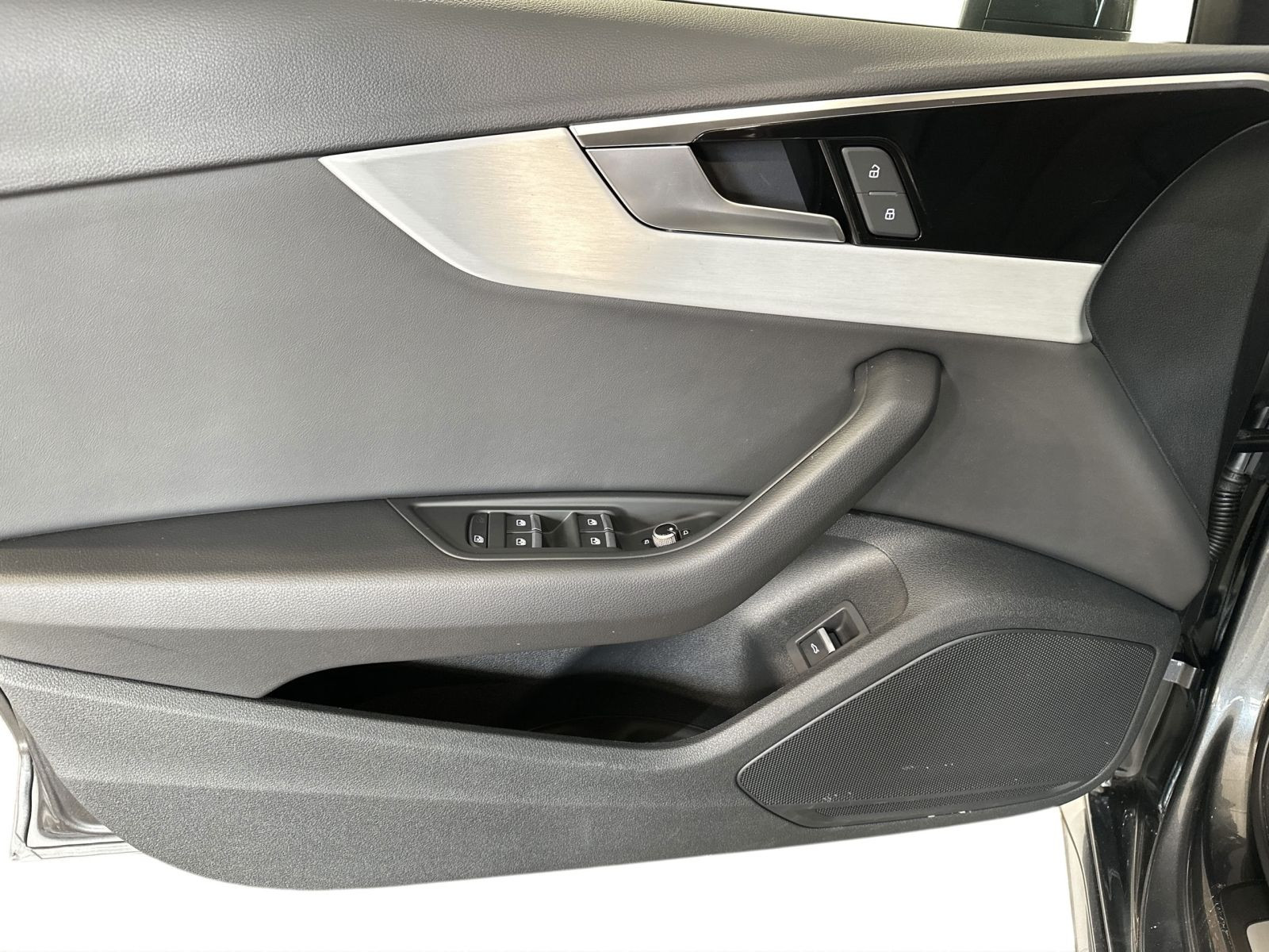 A4 Avant 45 TFSI QUATT S LINE LED+AHK+PANO+OPTIK