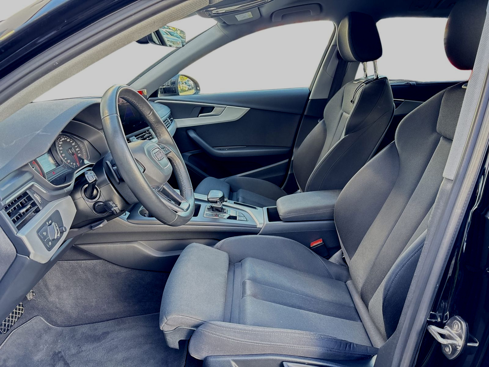 A4 Avant 40 TDI LED+KAMERA+MMI NAVI+ALU+PDC+SHZ+