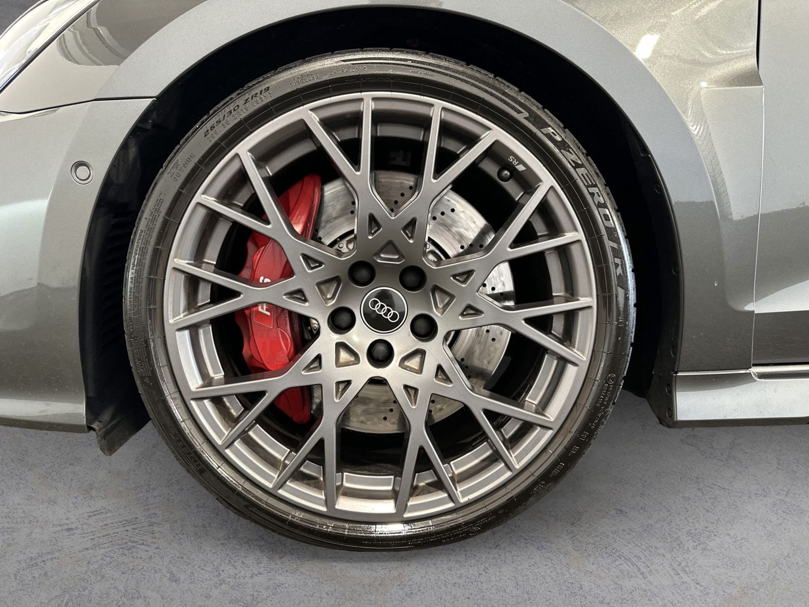 RS3 Sportback SAGA+280 KM/H+SONOS+HUD+PANO+MATRIX