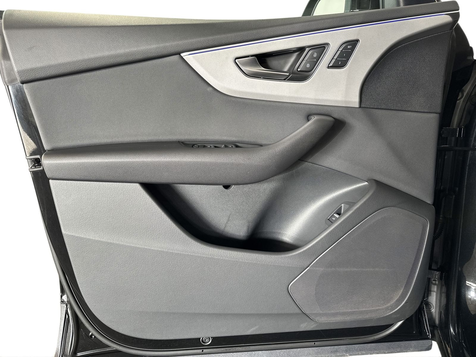 Q8 55 TFSI QUATT LED+AHK+PANO+VCP+MMI NAVI+KLIMA