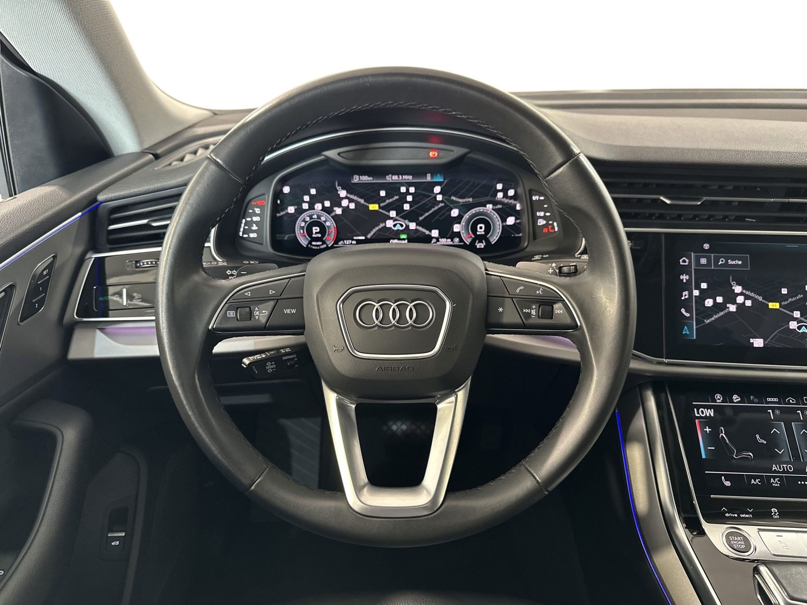 Q8 55 TFSI QUATT LED+AHK+PANO+VCP+MMI NAVI+KLIMA