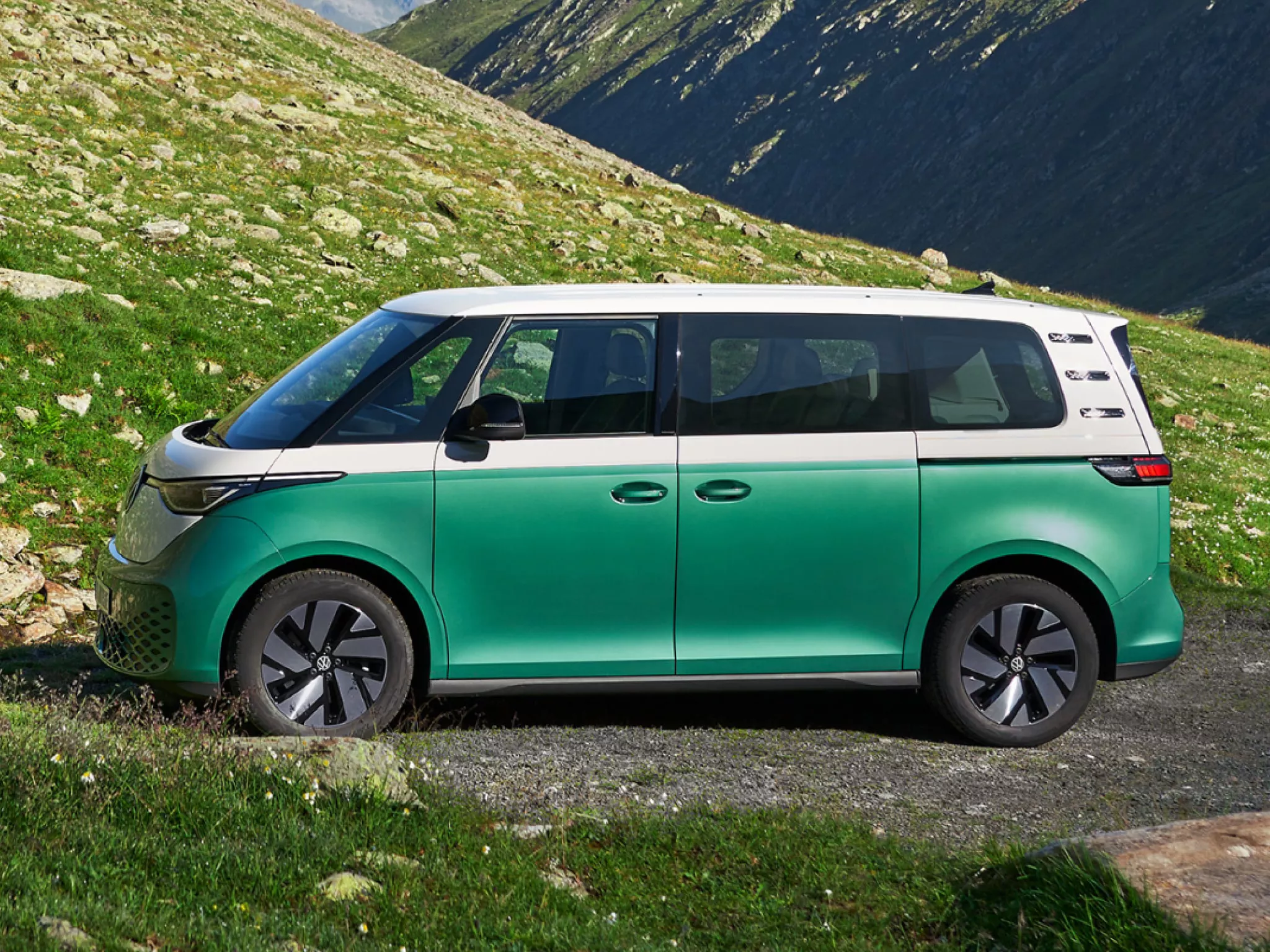 ib000365pic-vw-id-buzz-lacquer-5x3 Auto